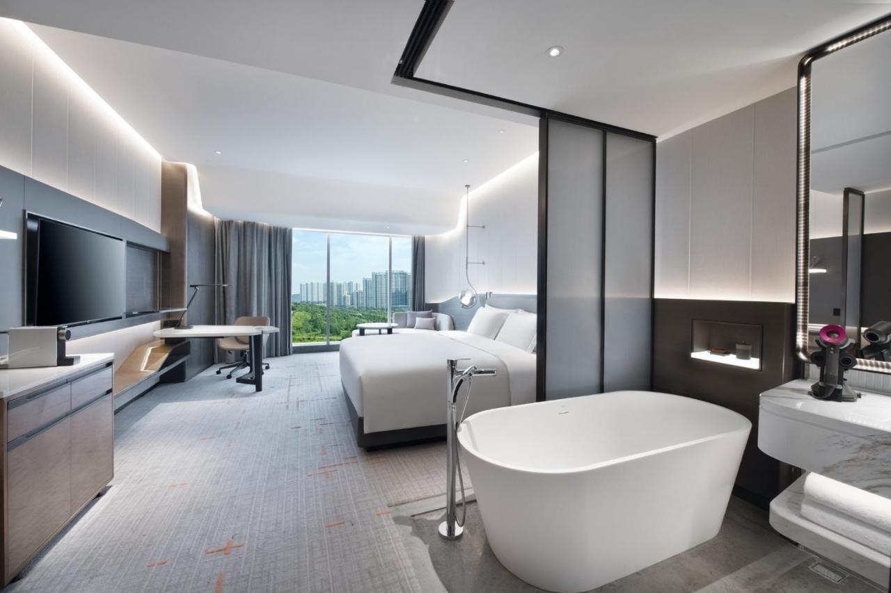 Crowne Plaza Wuhan Optics Valley, An Ihg Hotel المظهر الخارجي الصورة