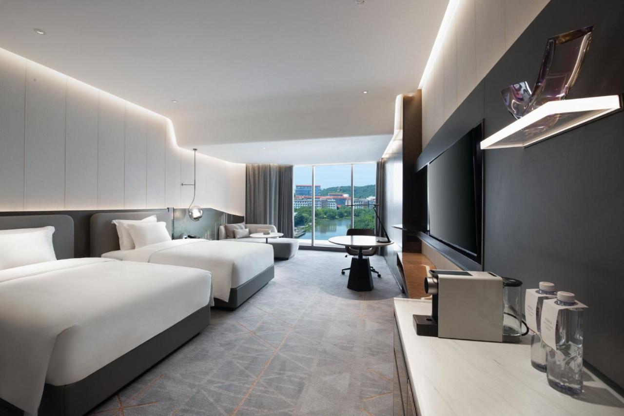 Crowne Plaza Wuhan Optics Valley, An Ihg Hotel المظهر الخارجي الصورة