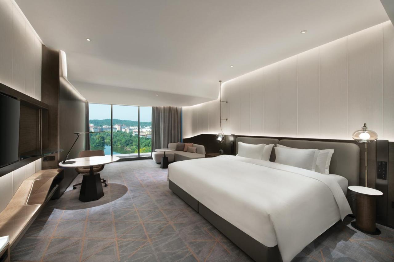 Crowne Plaza Wuhan Optics Valley, An Ihg Hotel المظهر الخارجي الصورة